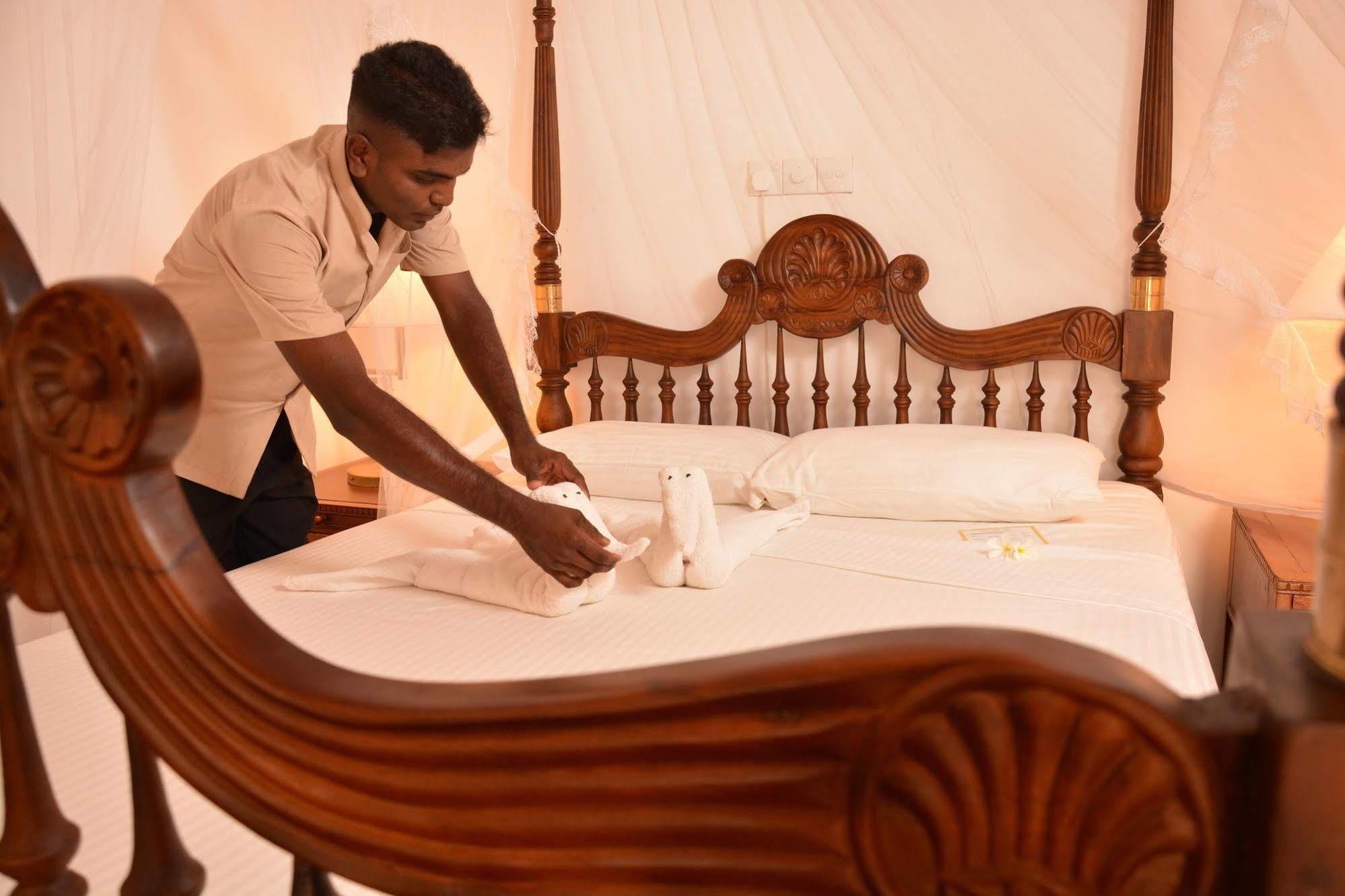 Mirissa Bay Resort Buitenkant foto